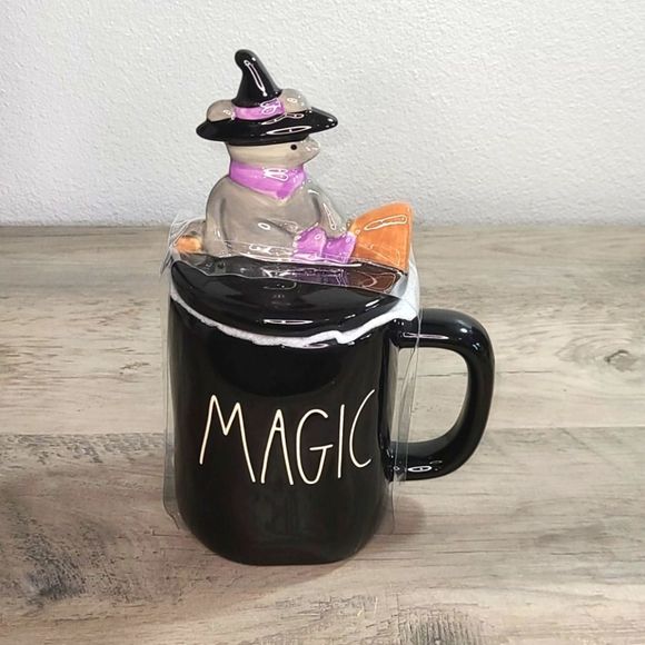 Rae Dunn Other - RAE Dunn Halloween Lidded Mug🖤